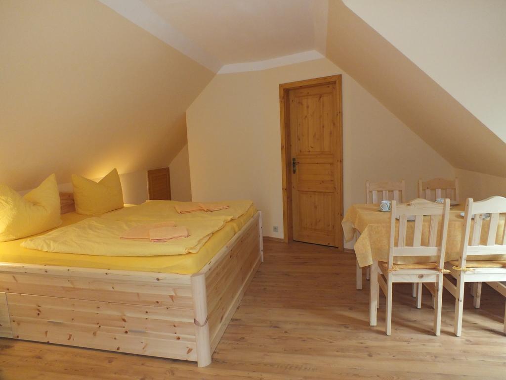 Apartmán Ferienobjekt Beim Steinmetzen Radebeul Pokoj fotografie